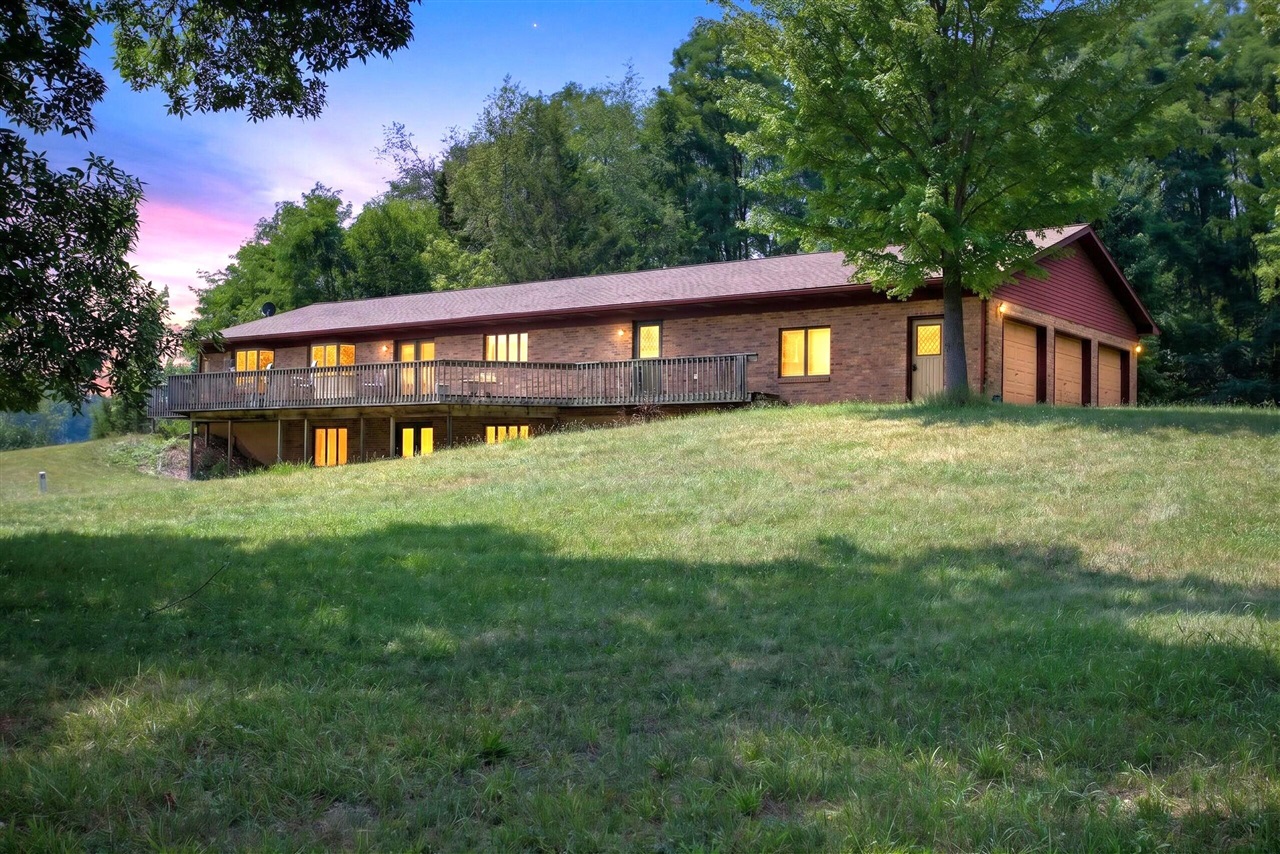 Photo 2 of Single family home for sale at 15281 Us 12, Brooklyn, MI 49230 | MLS# 70550113 | Listing updated on 2026-10-01