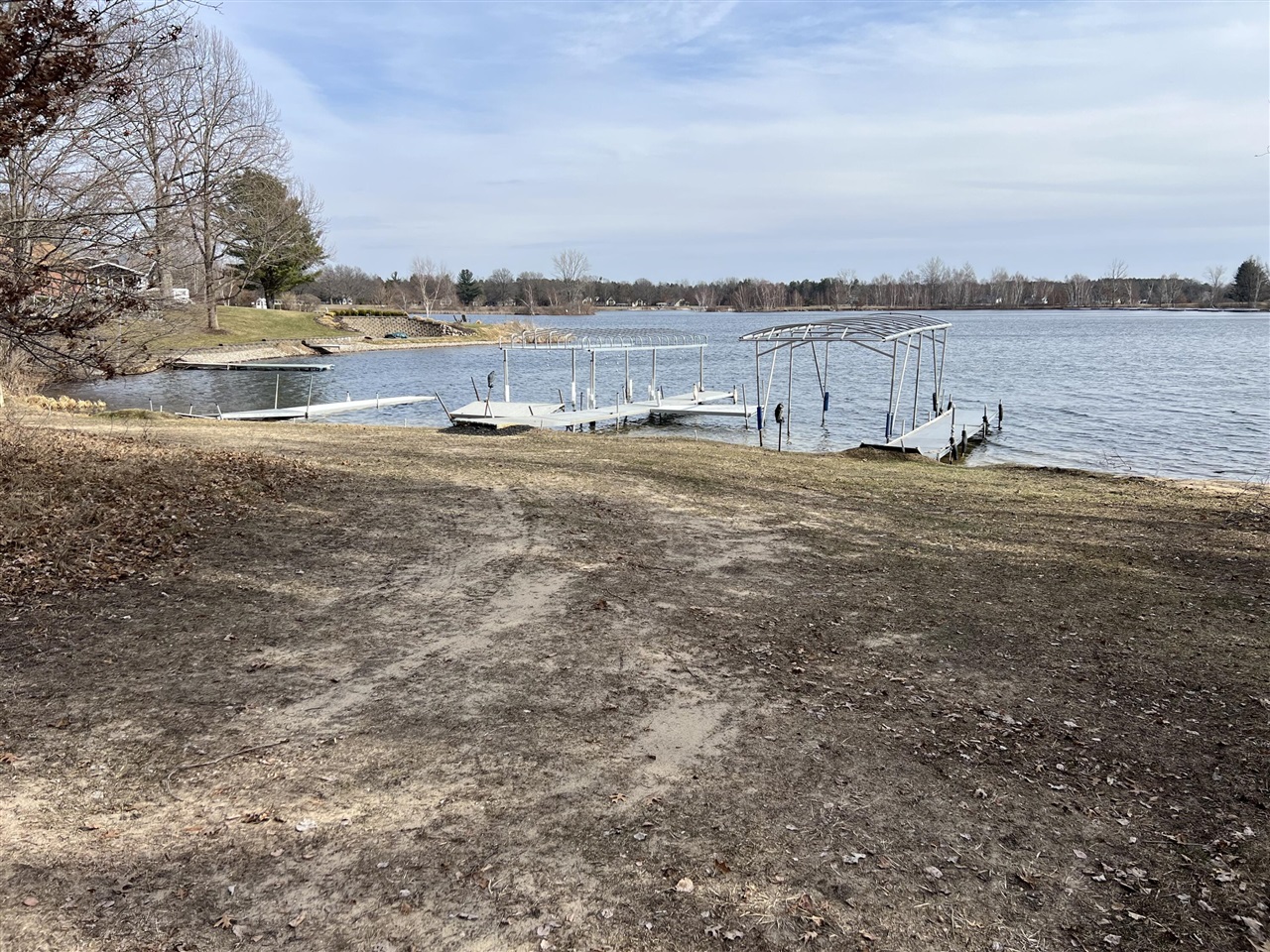 44th image of 8411 Peninsula Dr, Stanwood, MI 49346 | MLS# 70550128