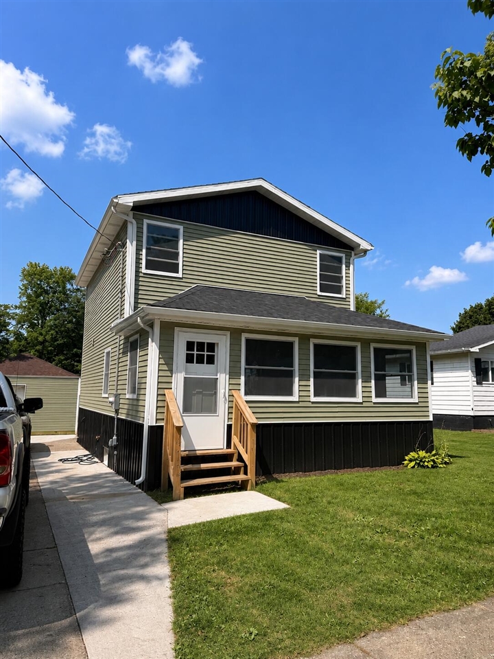 1st image of 412 4th Ave, Three Rivers, MI 49093 | MLS# 70550137