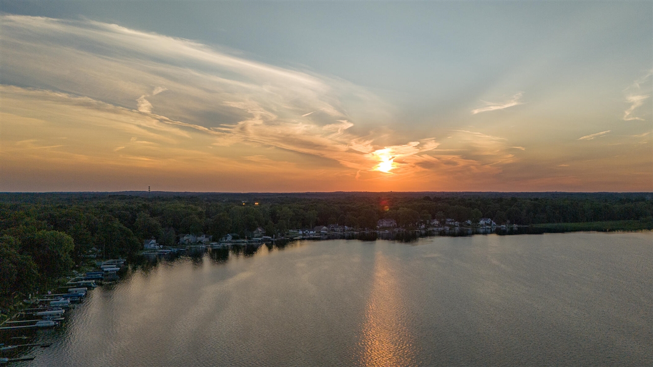 2nd image of 1241 Lakeview Dr, Portage, MI 49002 | MLS# 70550146