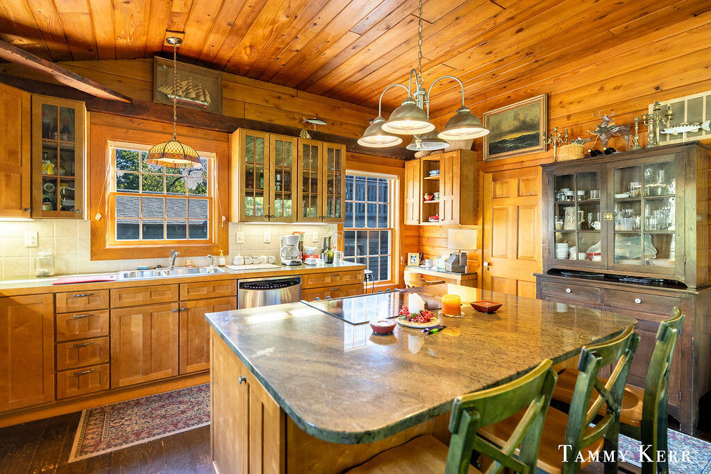 5th image of 844 Holland St, Saugatuck, MI 49453 | MLS# 70550148
