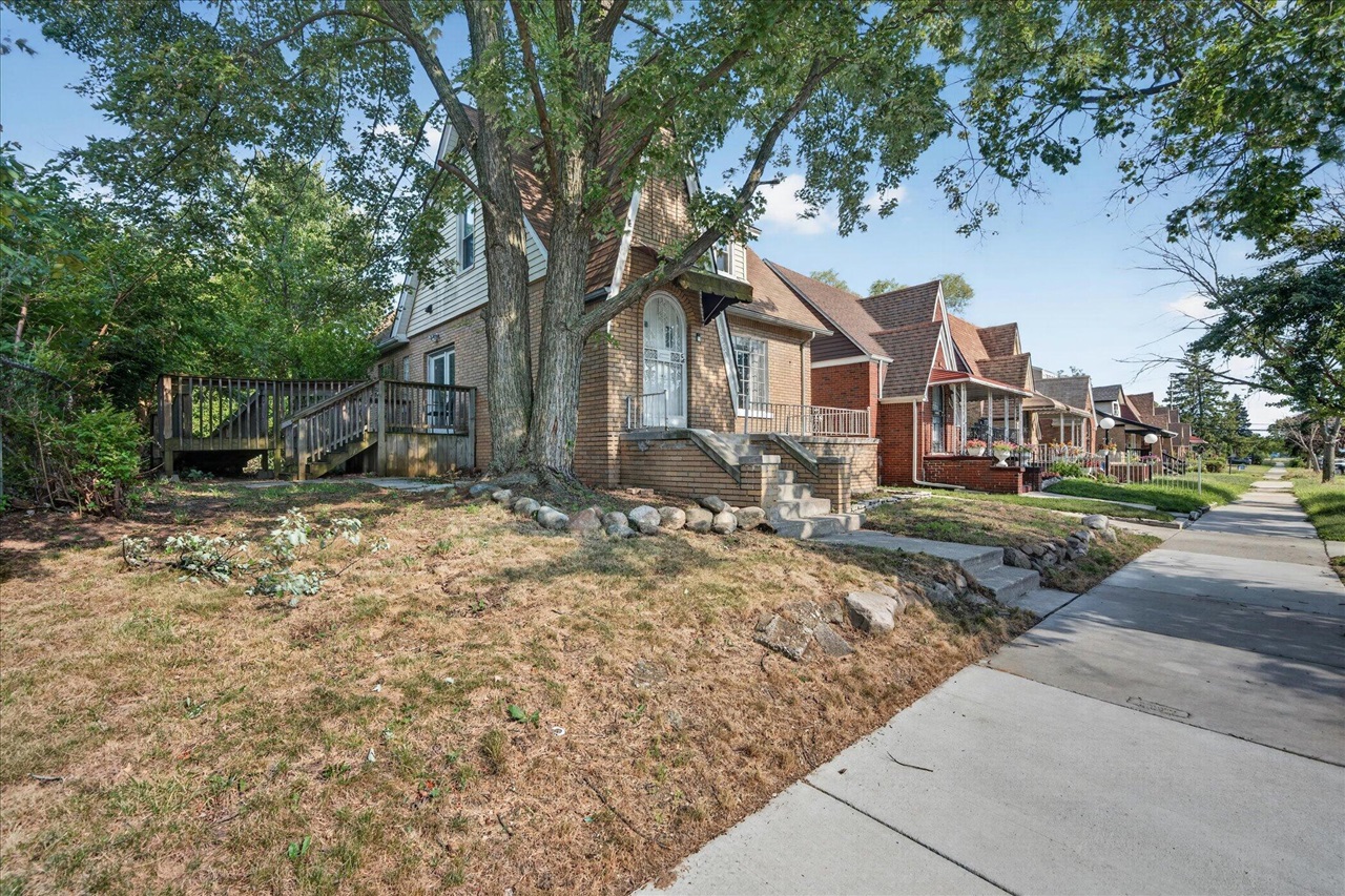 4th image of 15050 Pinehurst St, Detroit, MI 48238 | MLS# 70550175