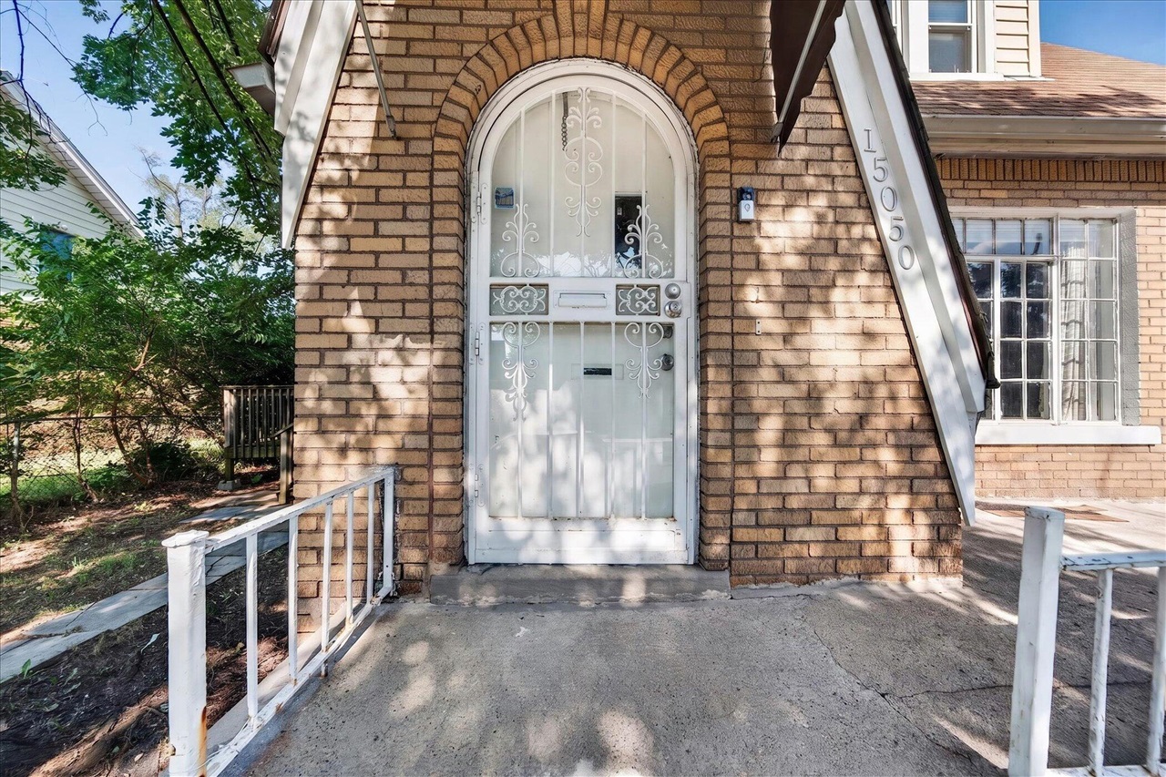 5th image of 15050 Pinehurst St, Detroit, MI 48238 | MLS# 70550175