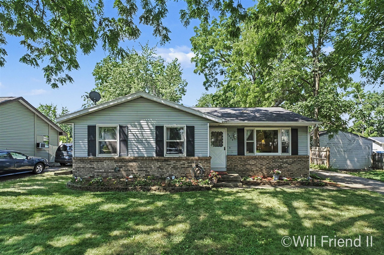 1st image of 3629 Bluebird Ave, Wyoming, MI 49519 | MLS# 70550191