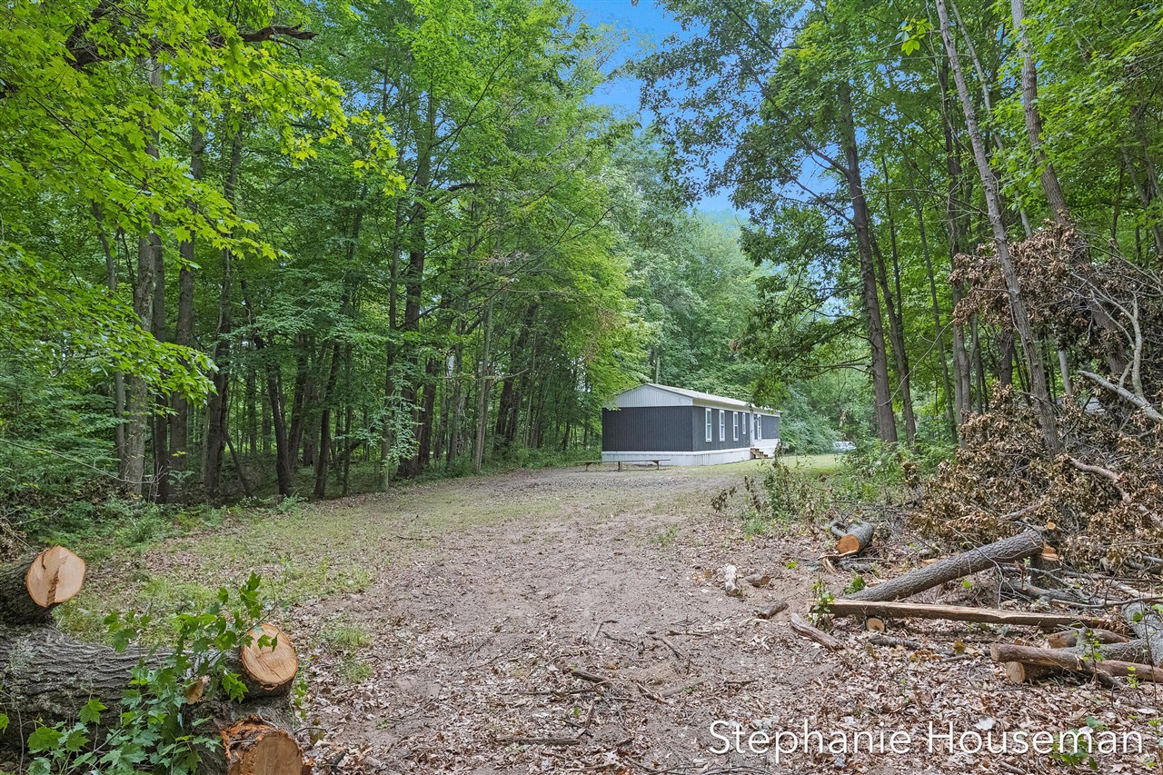 5th image of 8394 Nugent Ave, Rockford, MI 49341 | MLS# 70550212
