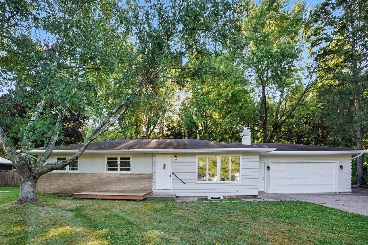 2nd image of 13084 Hoyt Dr, Battle Creek, MI 49014 | MLS# 70550217