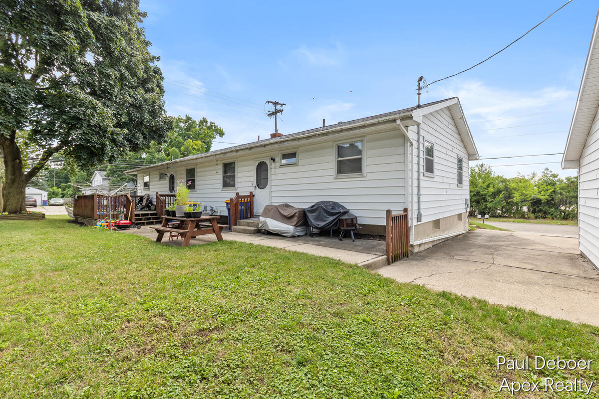 4th image of 3542 Fuller Ave, Grand Rapids, MI 49508 | MLS# 70550222