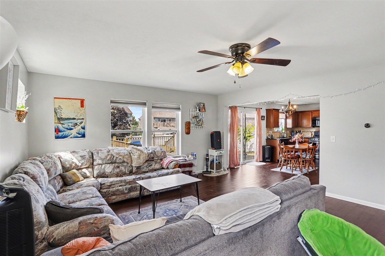3rd image of 1232 Ellery Grove Ct, Vicksburg, MI 49097 | MLS# 70550234