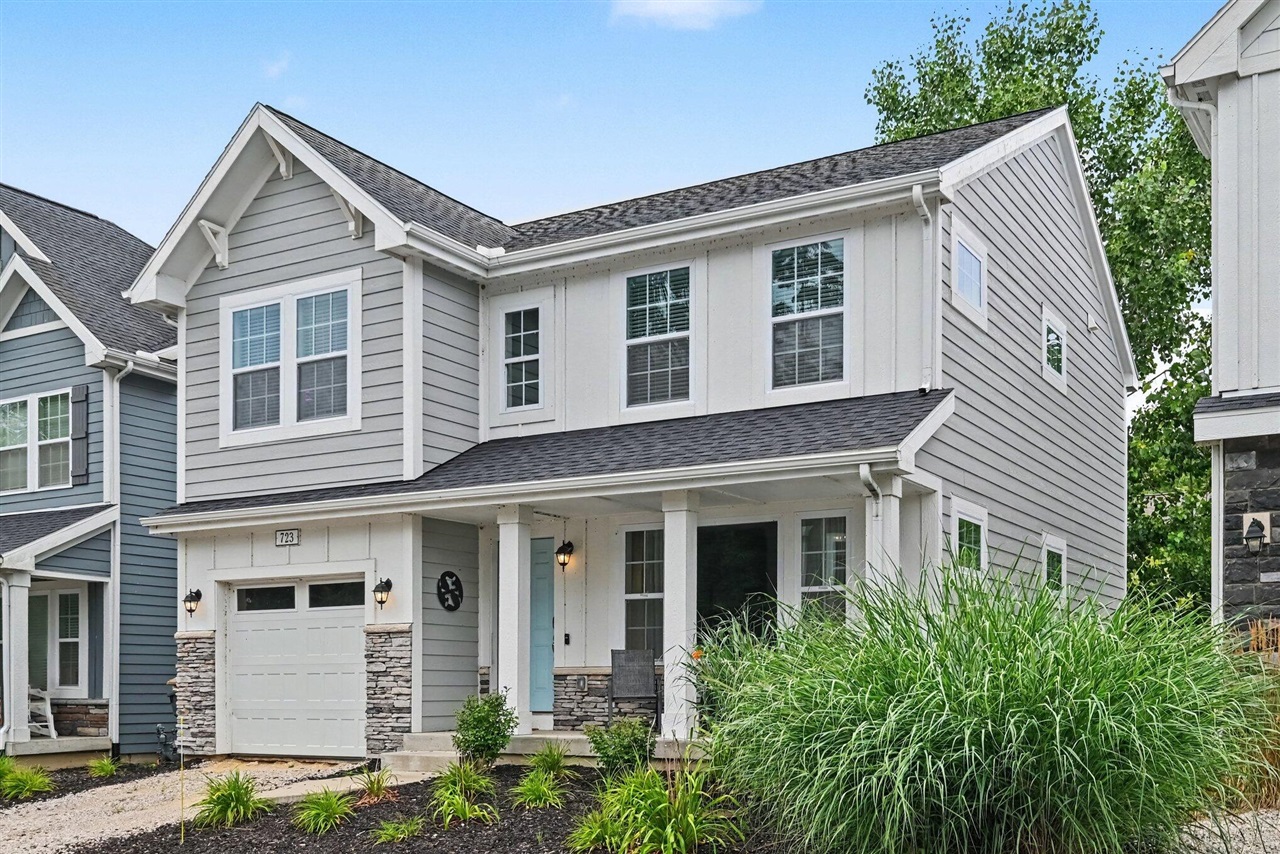 1st image of 723 Meadow Dr, South Haven, MI 49090 | MLS# 70550237