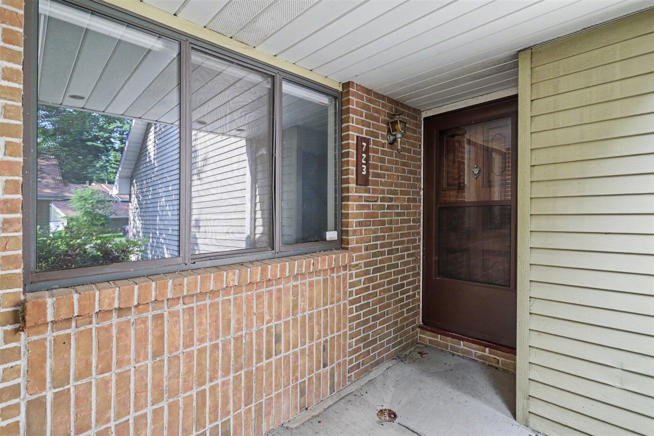 2nd image of 723 Charlemagne Blvd, Battle Creek, MI 49017 | MLS# 70550279