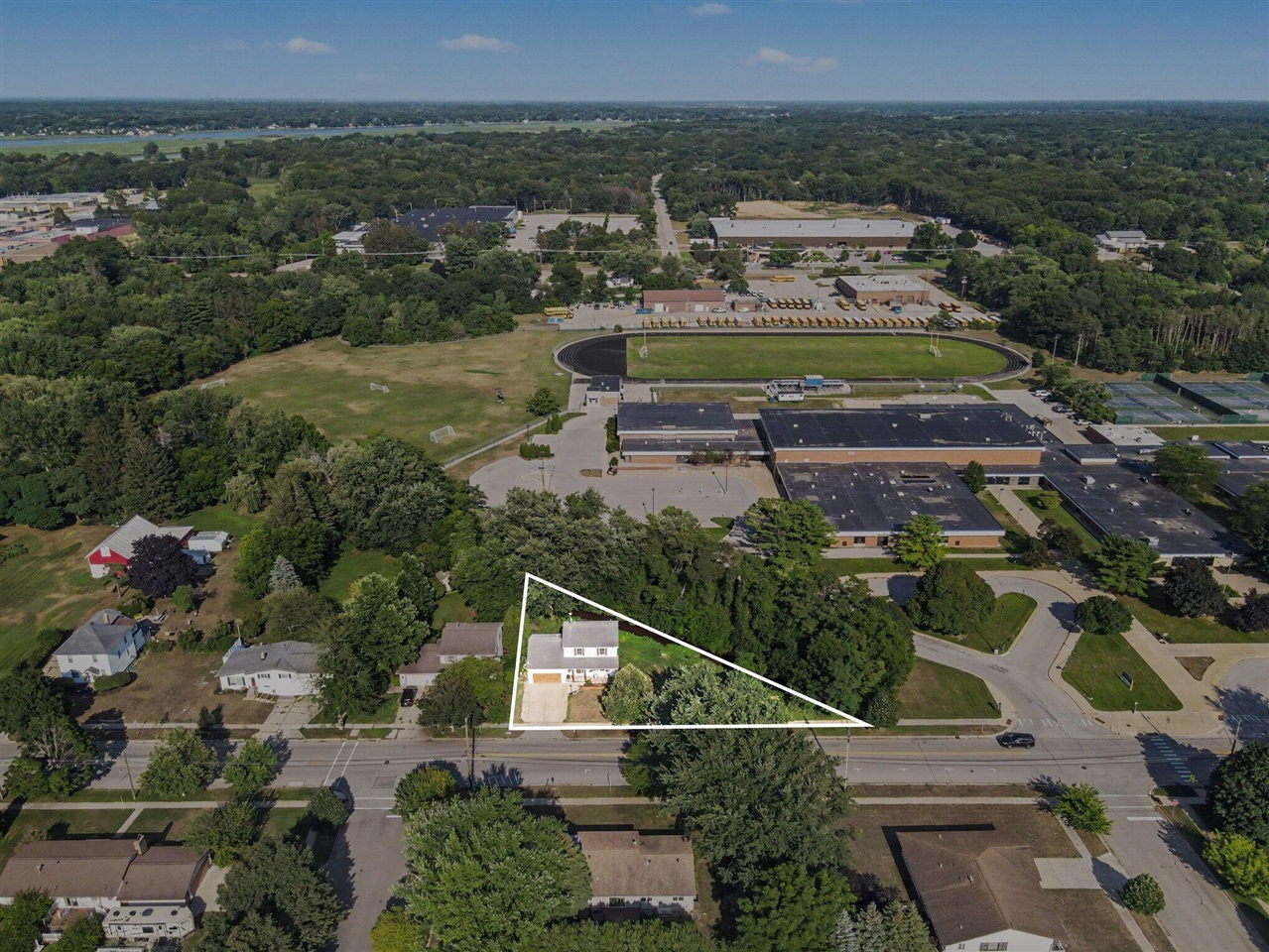 2nd image of 1330 S Griffin St, Grand Haven, MI 49417 | MLS# 70550291