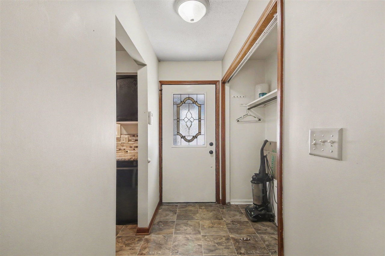 2nd image of 3962 Monte Carlo Ct #9, Grand Rapids, MI 49512 | MLS# 70550319
