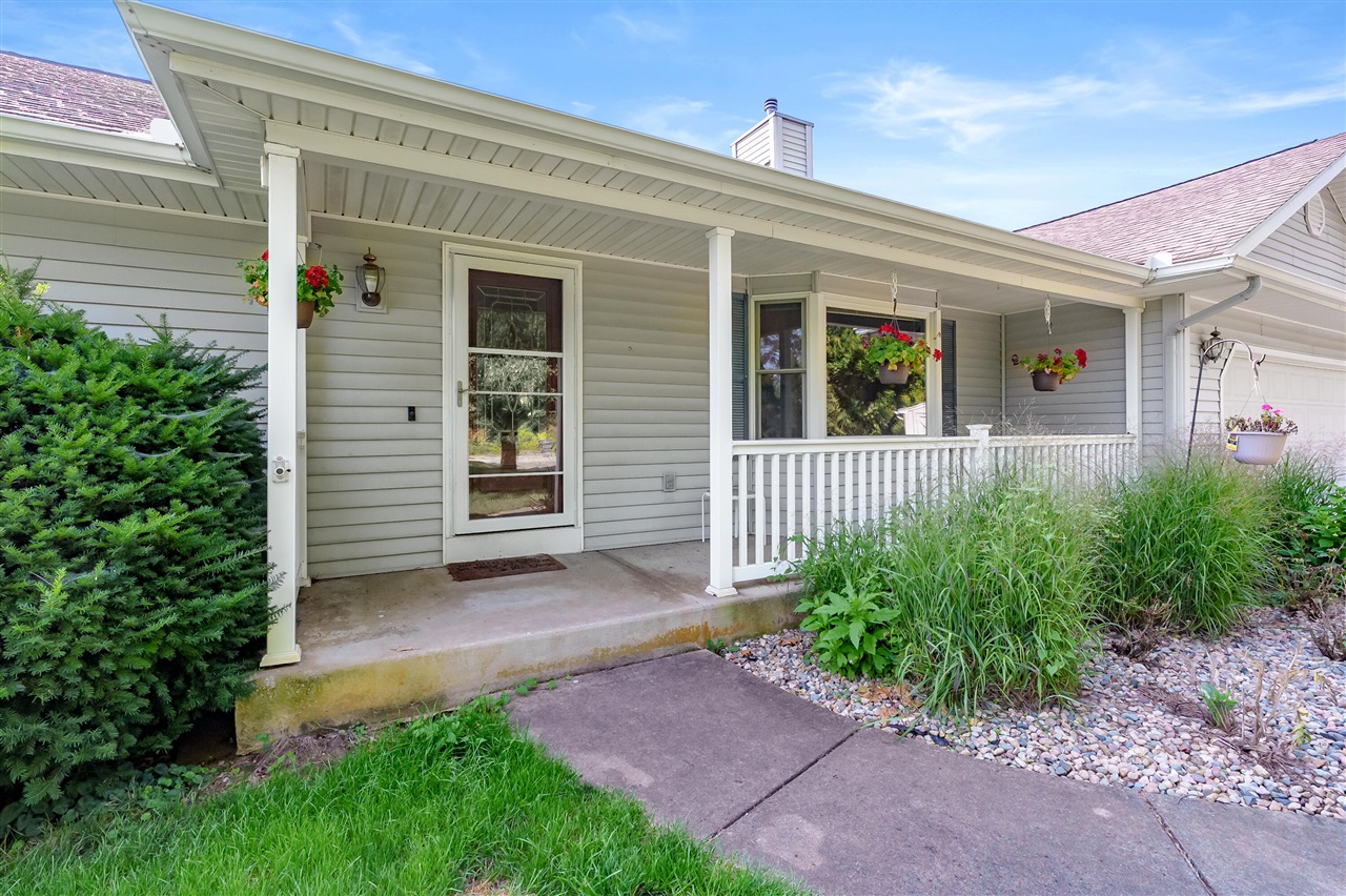 4th image of 12085 W Indian Lake Dr, Vicksburg, MI 49097 | MLS# 70550358