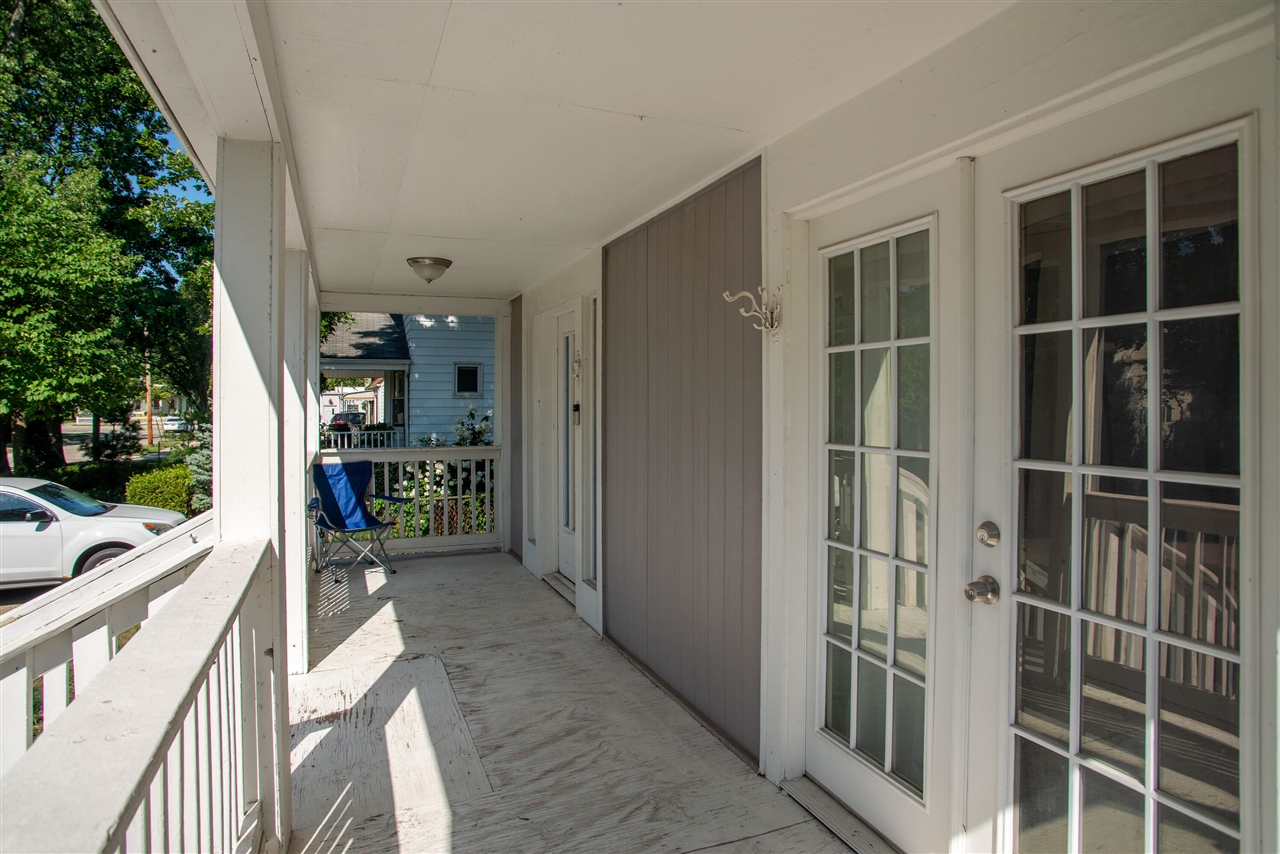 5th image of 125 E Lawrence Ave, Royal Oak, MI 48073 | MLS# 70550372
