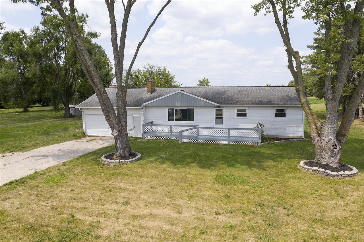 1st image of 965 E Remus Rd, Mount Pleasant, MI 48858 | MLS# 70550375