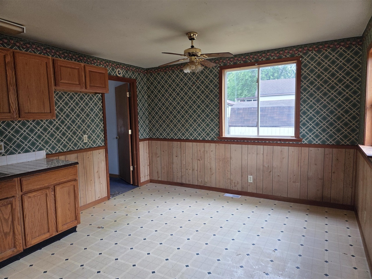 4th image of 502 S Main St, Crystal, MI 48818 | MLS# 70550380