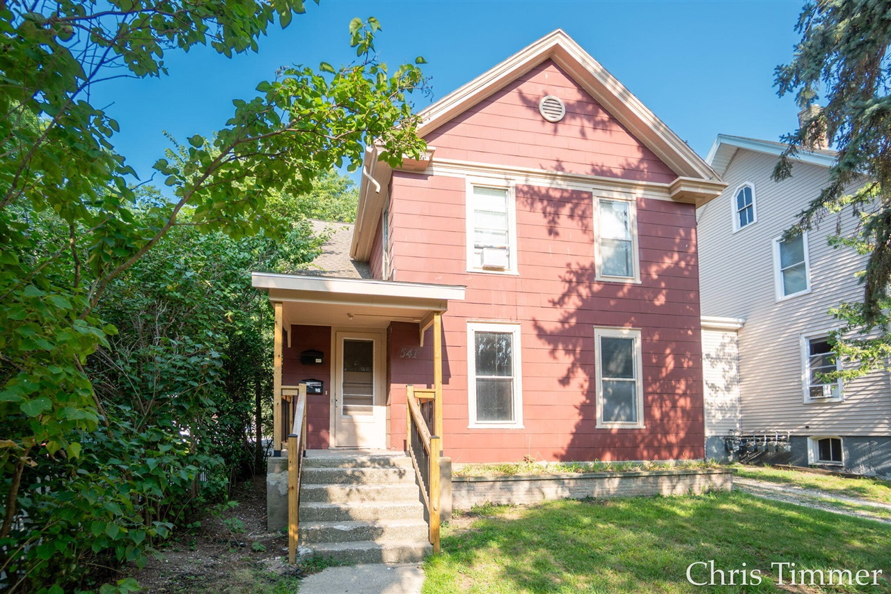 2nd image of 541 Coit Ave, Grand Rapids, MI 49503 | MLS# 70550407