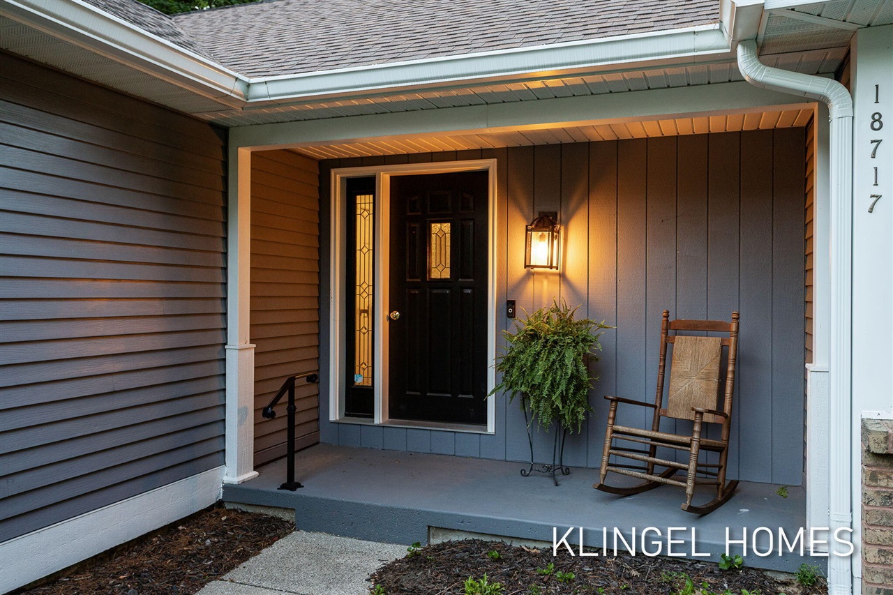 2nd image of 18717 Aztec Dr, Spring Lake, MI 49456 | MLS# 70550416