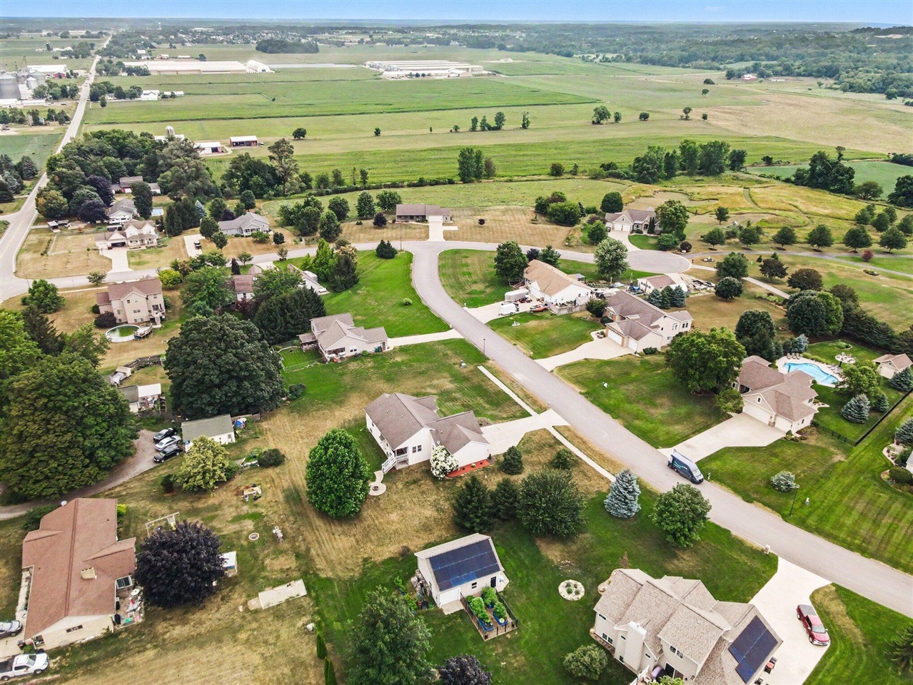 31st image of 1875 Lester Ln, Hudsonville, MI 49426 | MLS# 70550420