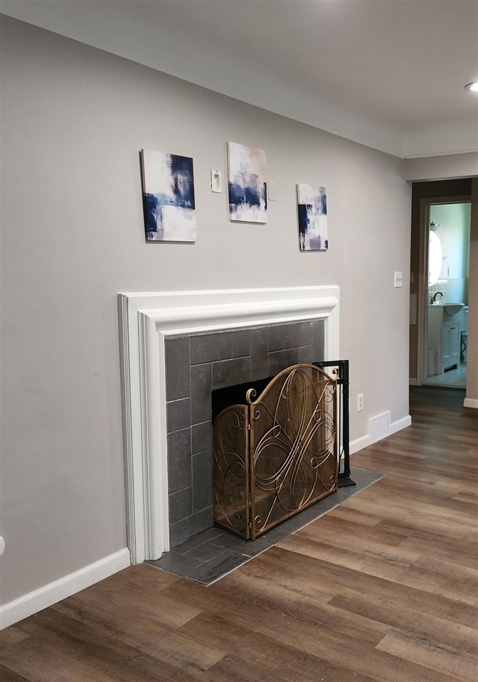 Photo 3 of Sale Pending at 24180 Kipling St, Oak Park, MI 48237 | MLS# 70550424 | Listing updated on 2026-09-01