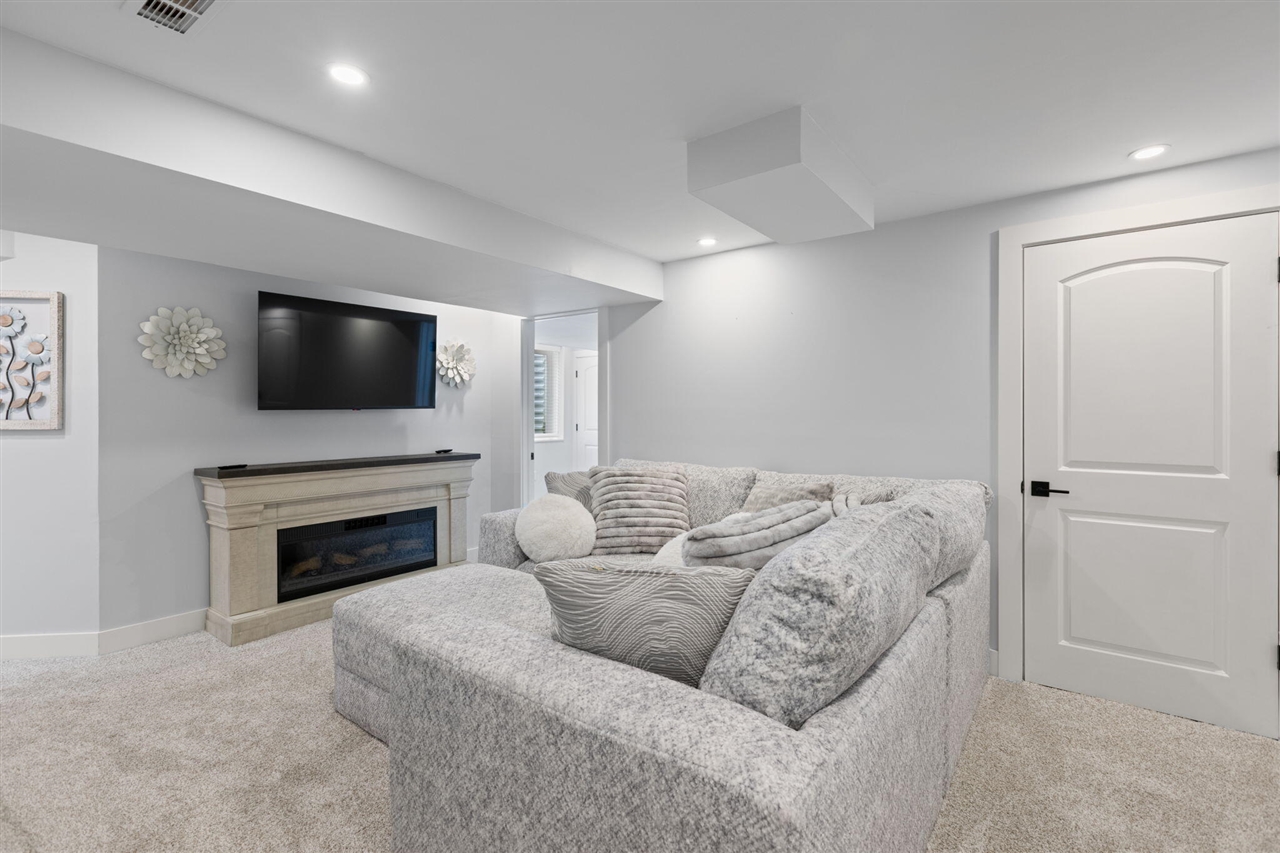 42nd image of 725 Chase Hanna St #9, Dundee, MI 48131 | MLS# 70550431