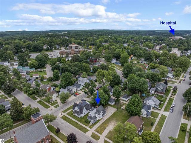 5th image of 218 Cottage St, Cadillac, MI 49601 | MLS# 70550445