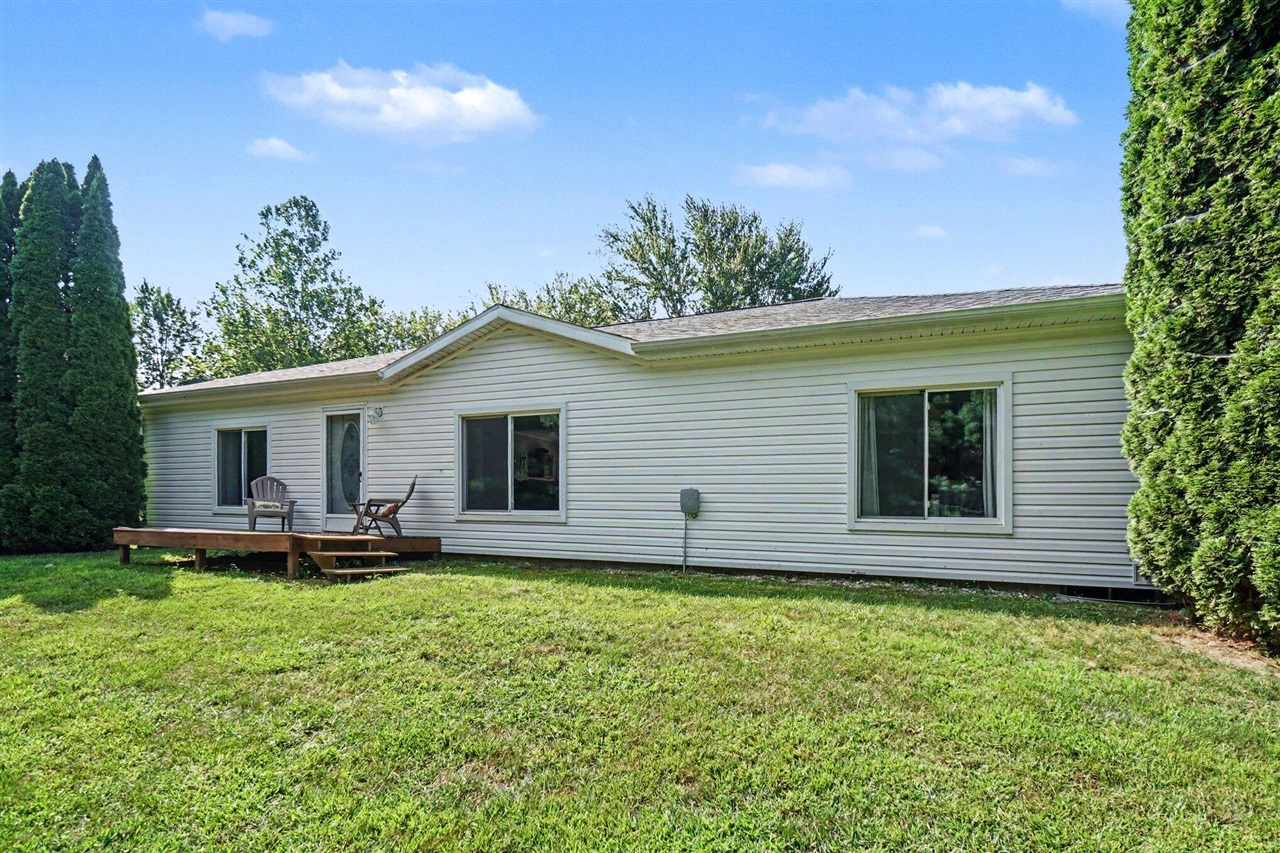 1st image of 10110 N Dr, Burlington, MI 49029 | MLS# 70550451