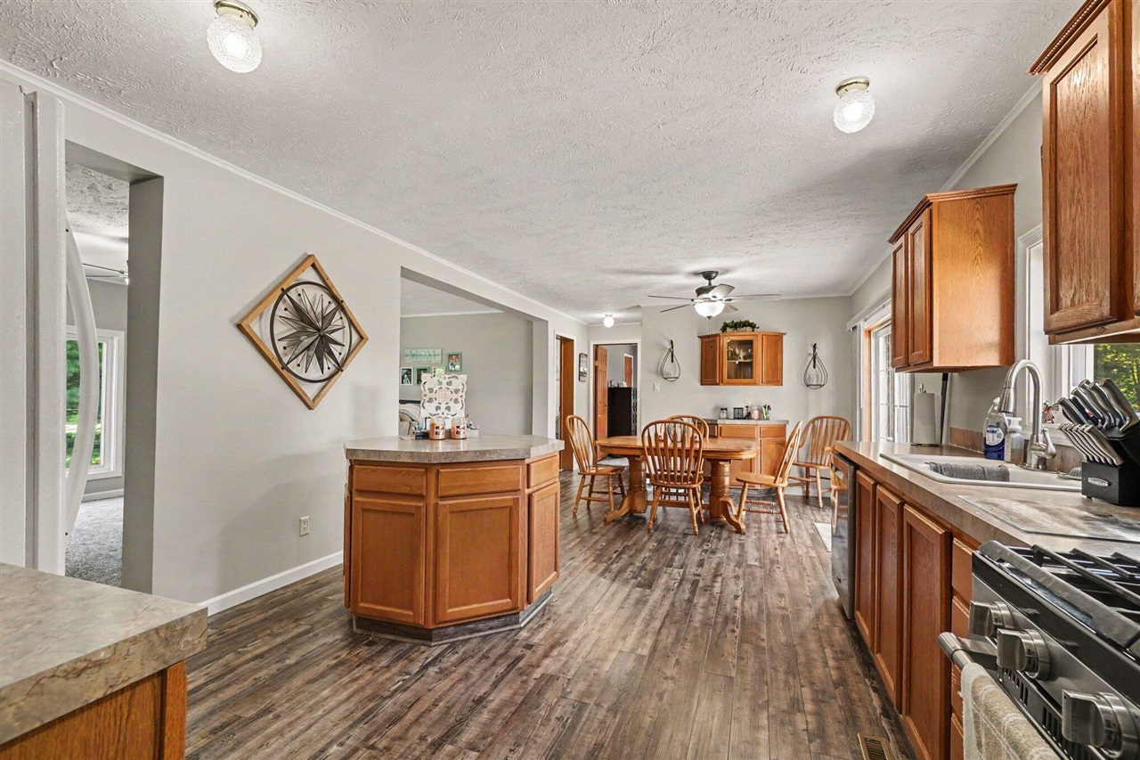 3rd image of 10110 N Dr, Burlington, MI 49029 | MLS# 70550451