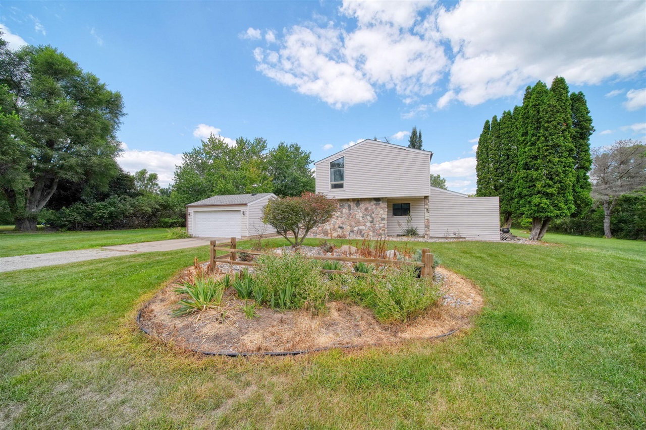 58th image of 13142 Taylor Rd, Brooklyn, MI 49230 | MLS# 70550456