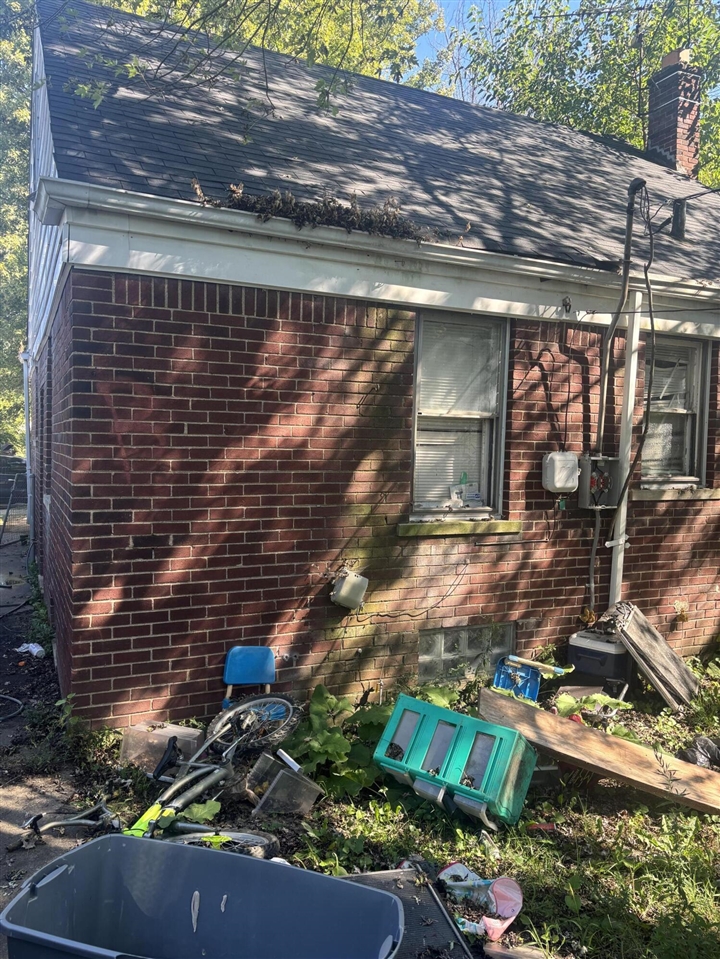 2nd image of 16232 Manning St, Detroit, MI 48205 | MLS# 70550484