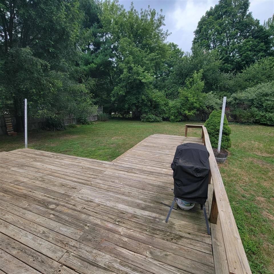 4th image of 8 E Barton St, Newaygo, MI 49337 | MLS# 70550492