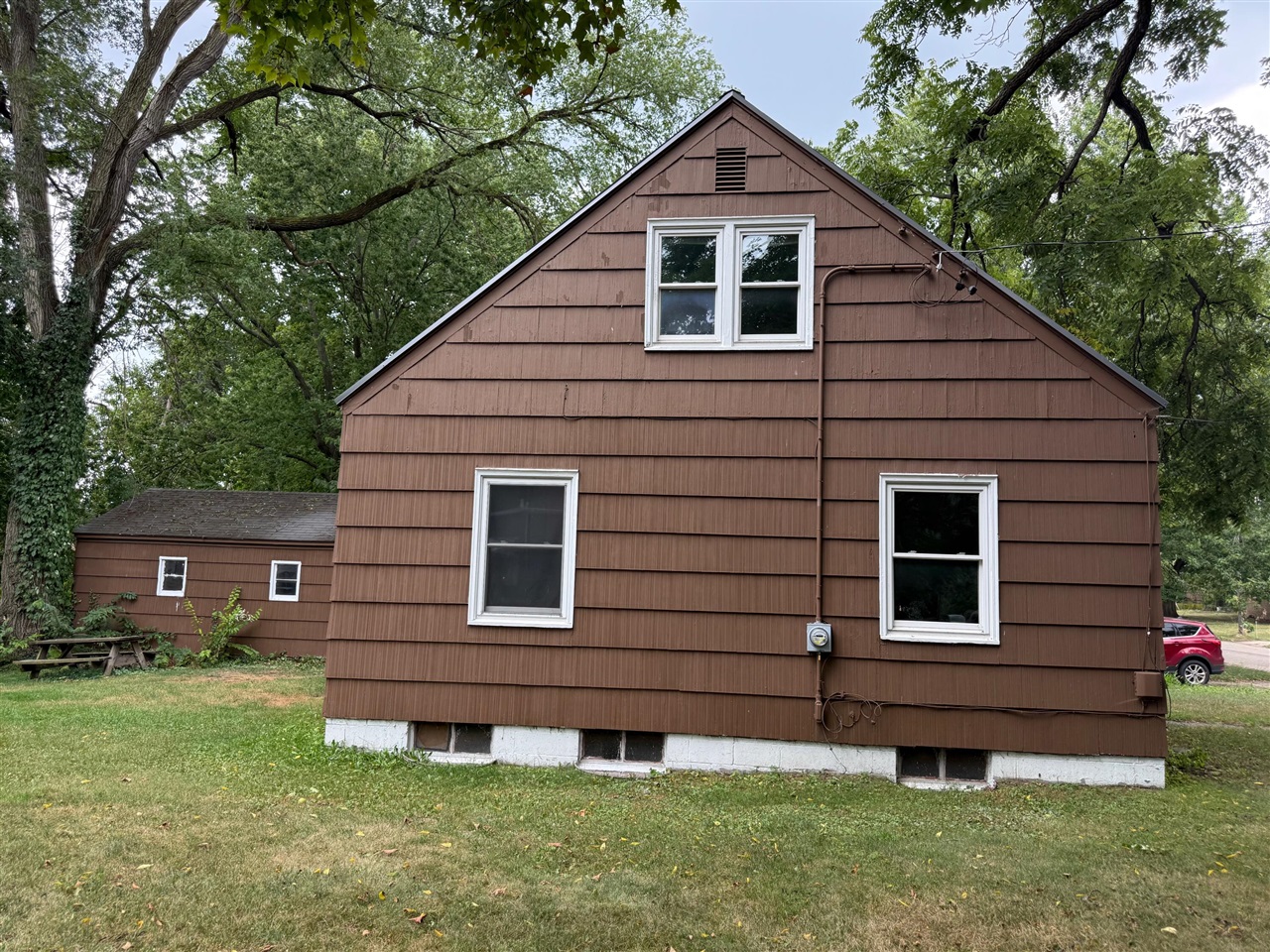 3rd image of 138 Lacey Ave, Battle Creek, MI 49037 | MLS# 70550513