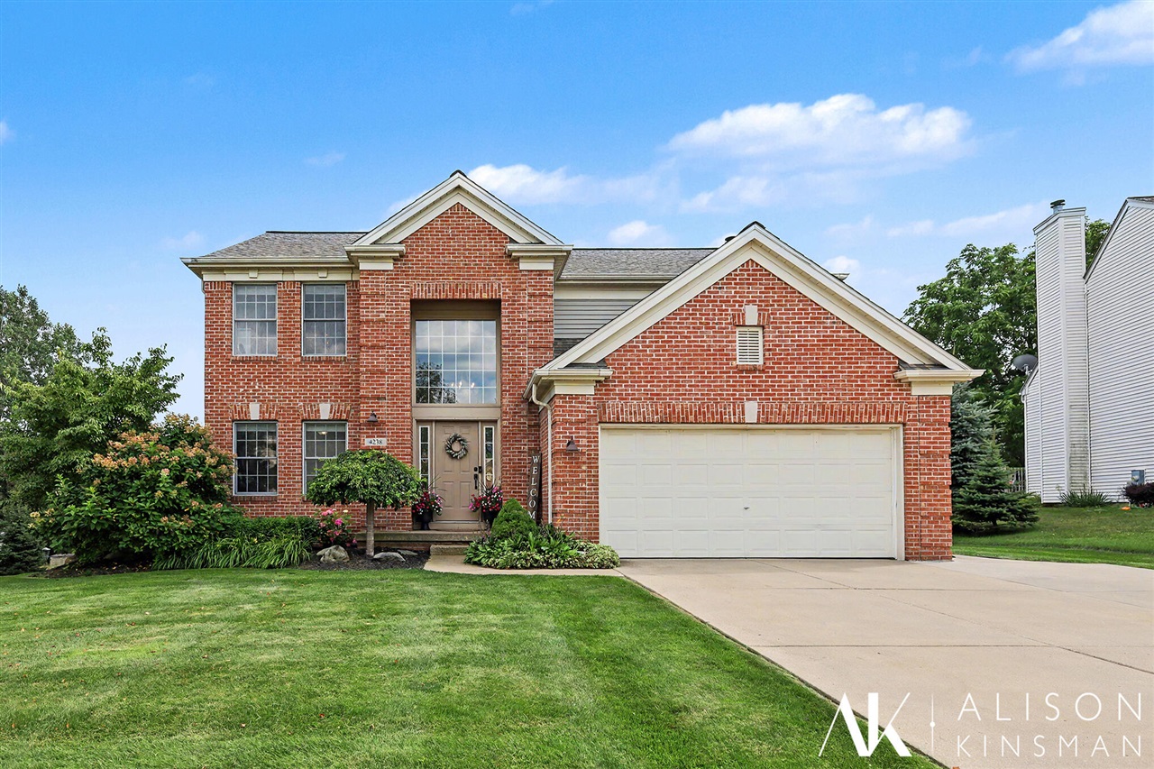 1st image of 4238 Arlet Ct, Grand Rapids, MI 49546 | MLS# 70550517