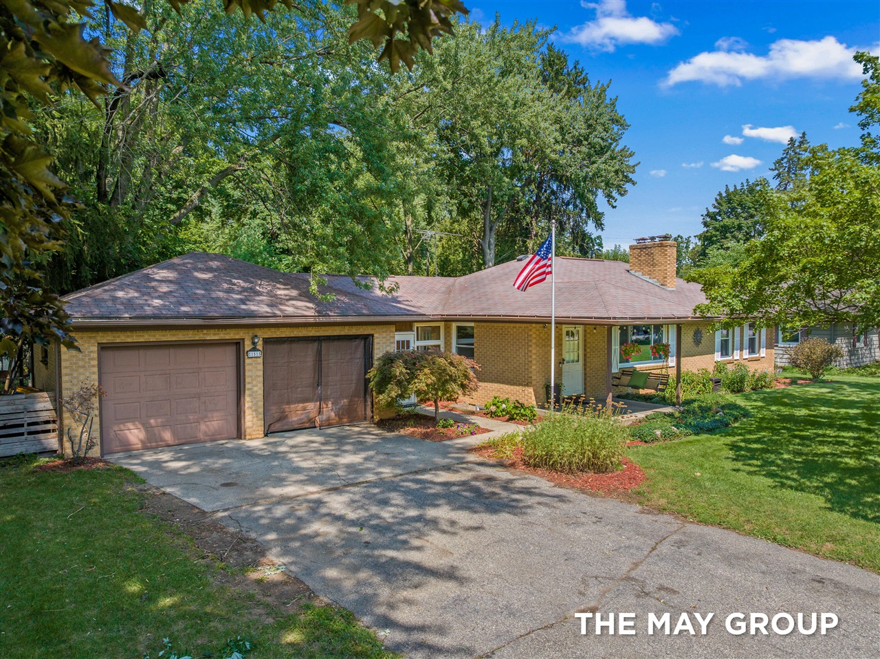 2nd image of 1515 Lancashire Dr, Grand Rapids, MI 49508 | MLS# 70550520
