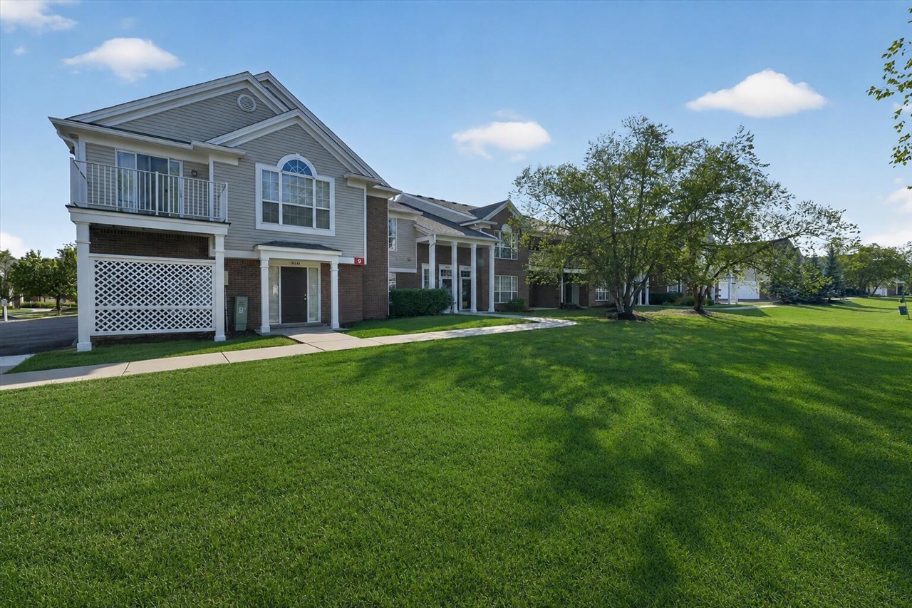 2nd image of 16766 Dover Dr, Northville, MI 48168 | MLS# 70550529