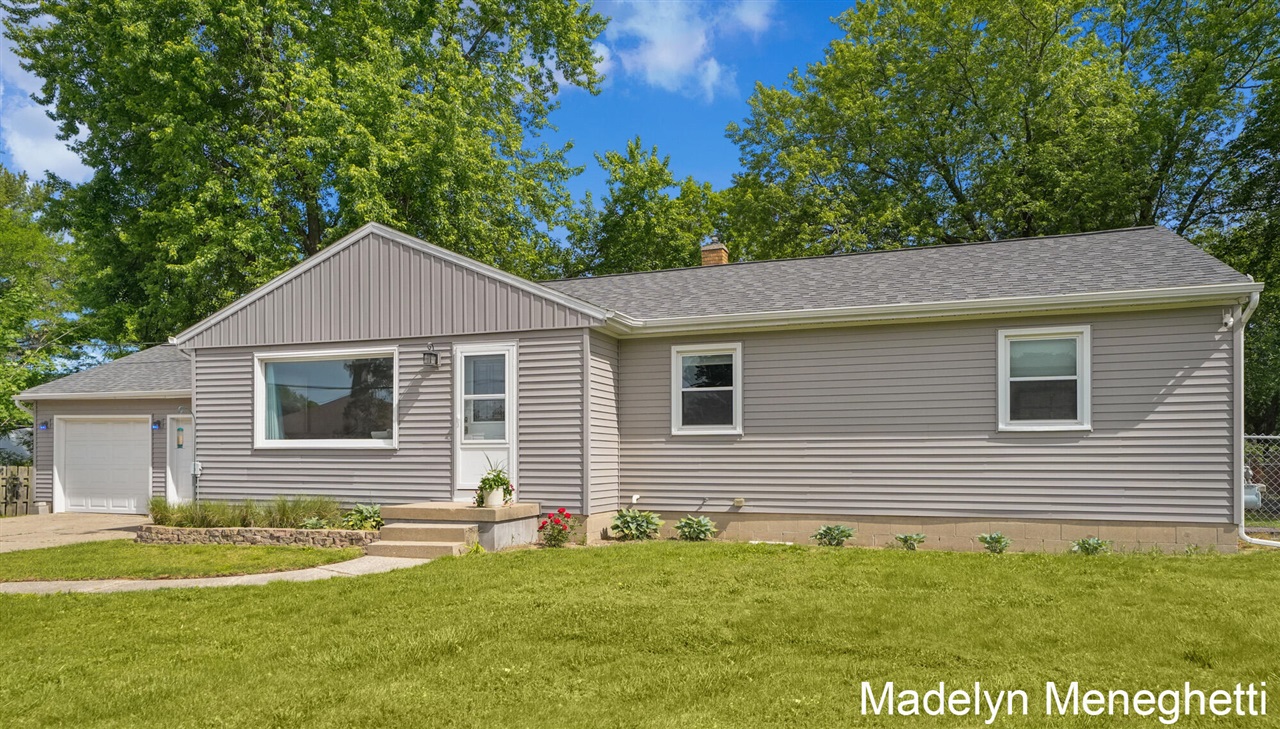 3rd image of 2765 Baldwin St, Jenison, MI 49428 | MLS# 70550548