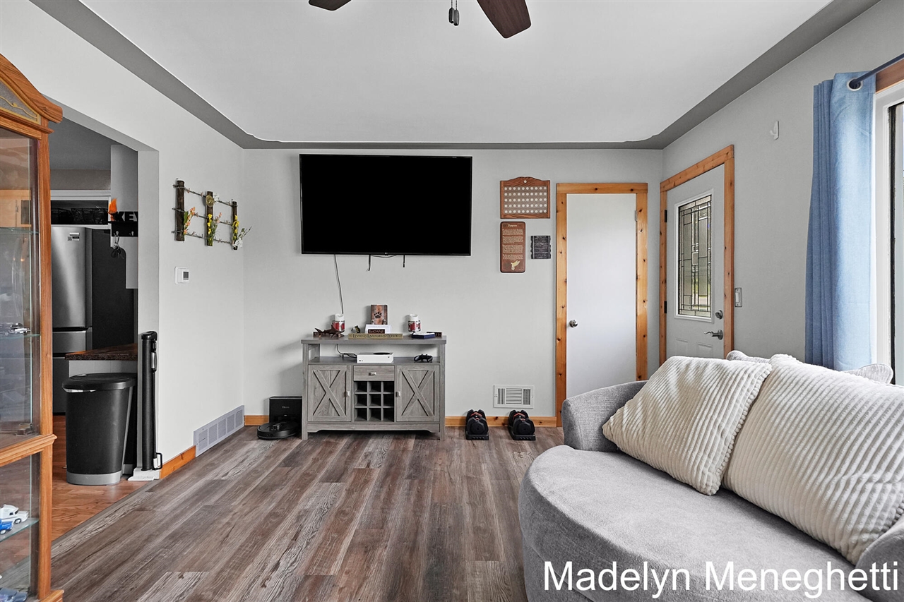 5th image of 2765 Baldwin St, Jenison, MI 49428 | MLS# 70550548