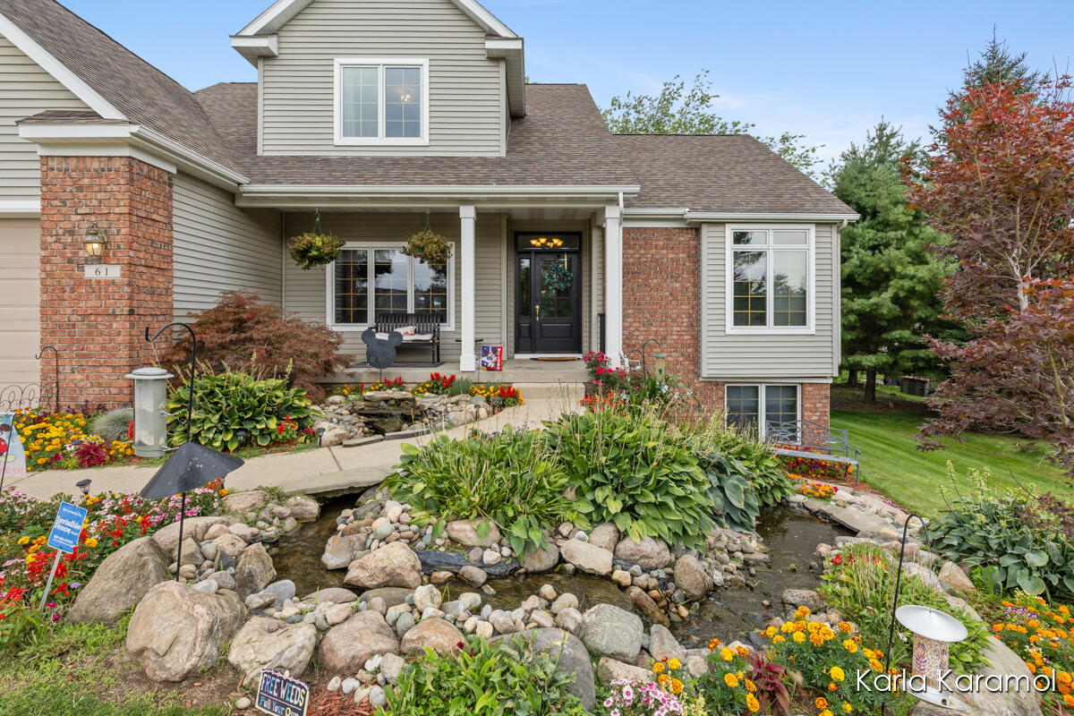 3rd image of 61 Greystone Ct, Rockford, MI 49341 | MLS# 70550565