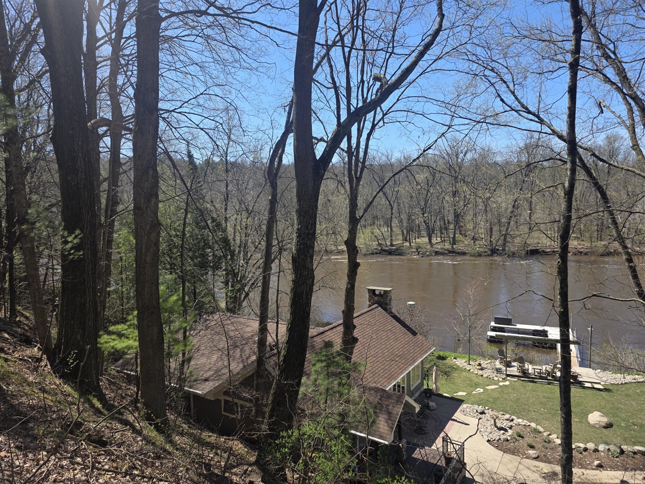 Photo 4 of Sale Pending at 7696 Muskegon Blvd, Newaygo, MI 49337 | MLS# 70550567 | Listing updated on 2026-09-23