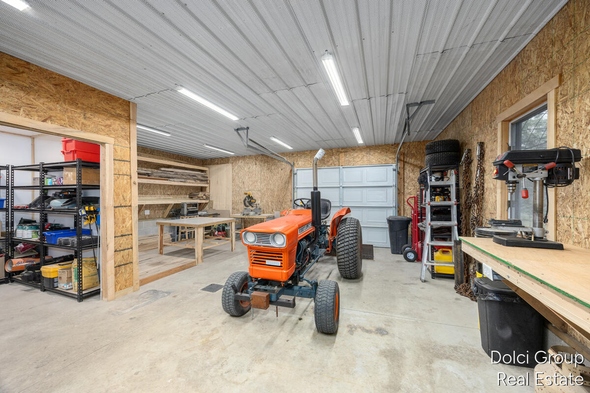 4th image of 1585 Clinton Ln, White Cloud, MI 49349 | MLS# 70550575