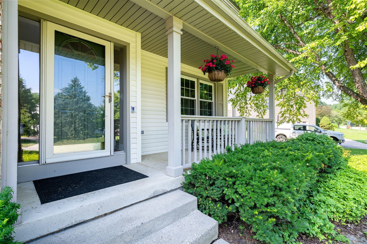 4th image of 7135 Loma Linda Dr, Rockford, MI 49341 | MLS# 70550578
