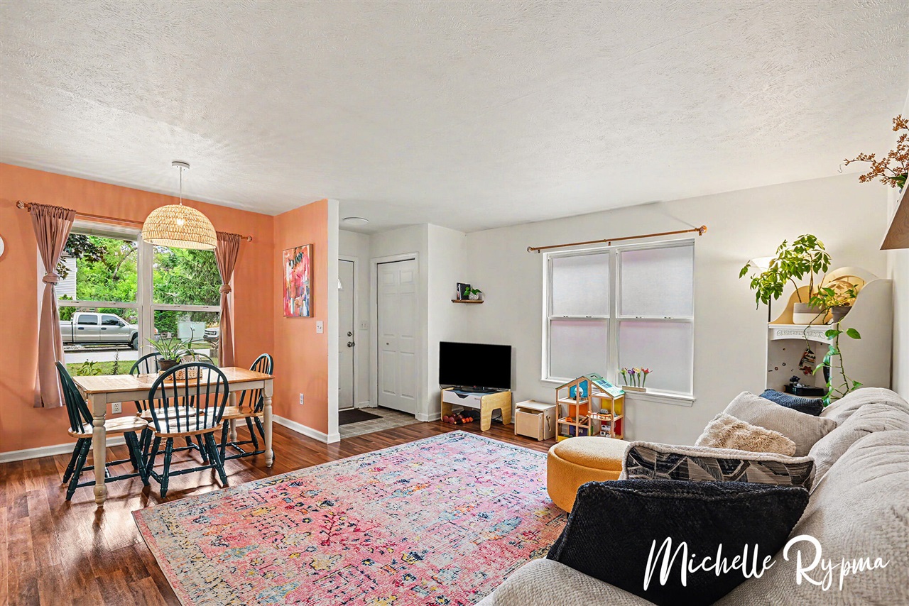 4th image of 164 Reed Ave, Holland, MI 49423 | MLS# 70550580