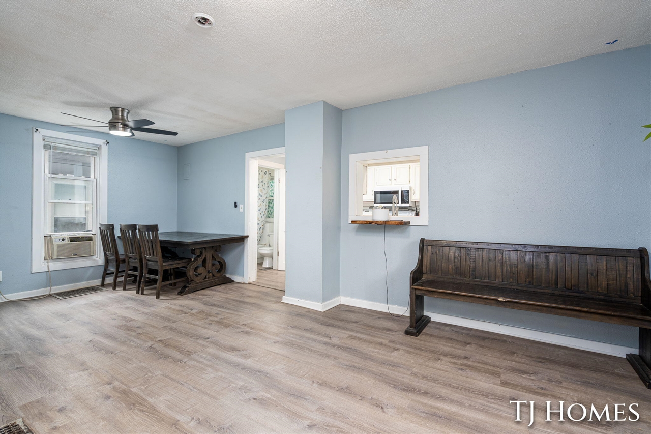 Photo 3 of Single family home for sale at 338 Hanover St, Grand Rapids, MI 49505 | MLS# 70550584 | Listing updated on 2026-09-16