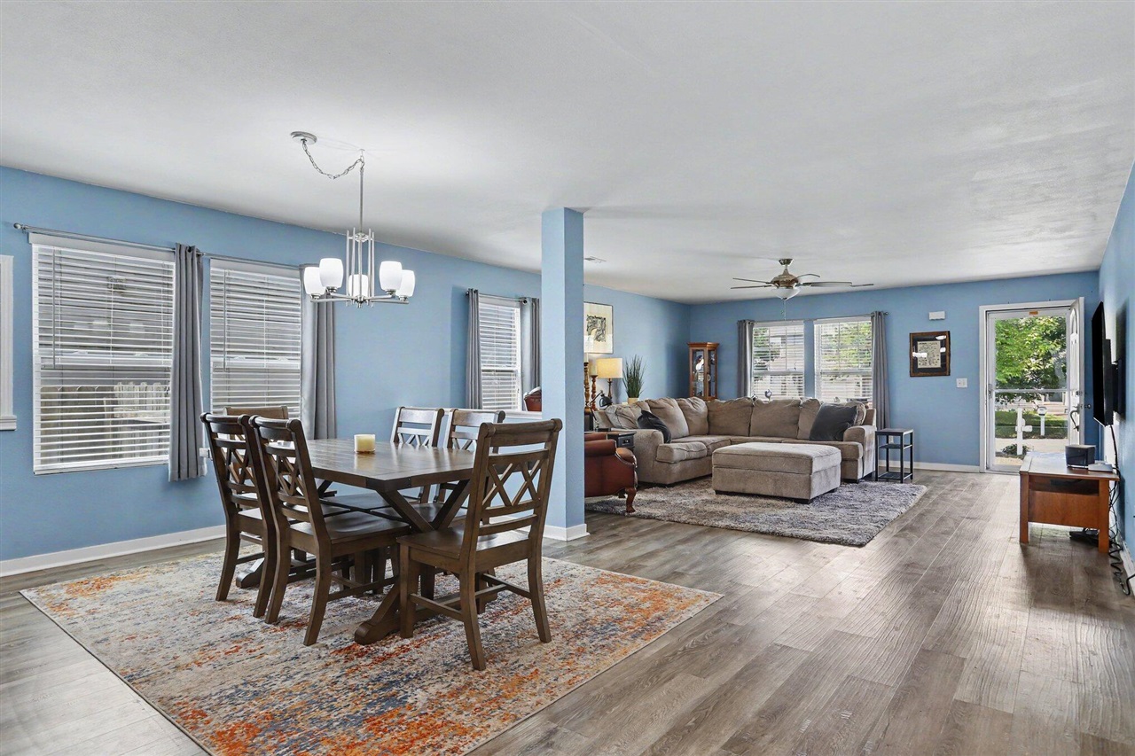 4th image of 1219 Ellery Grove Ct, Vicksburg, MI 49097 | MLS# 70550595