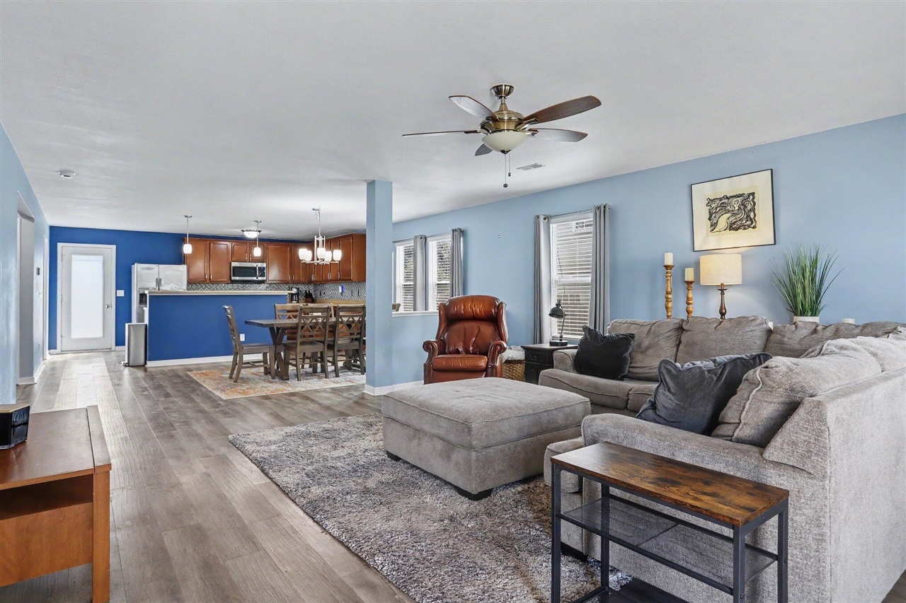 5th image of 1219 Ellery Grove Ct, Vicksburg, MI 49097 | MLS# 70550595
