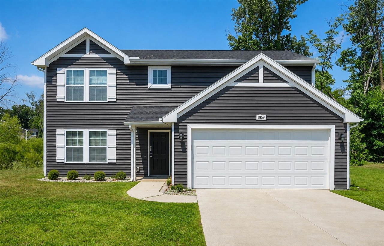 1st image of 2772 Plover Dr, Grand Rapids, MI 49508 | MLS# 70550601