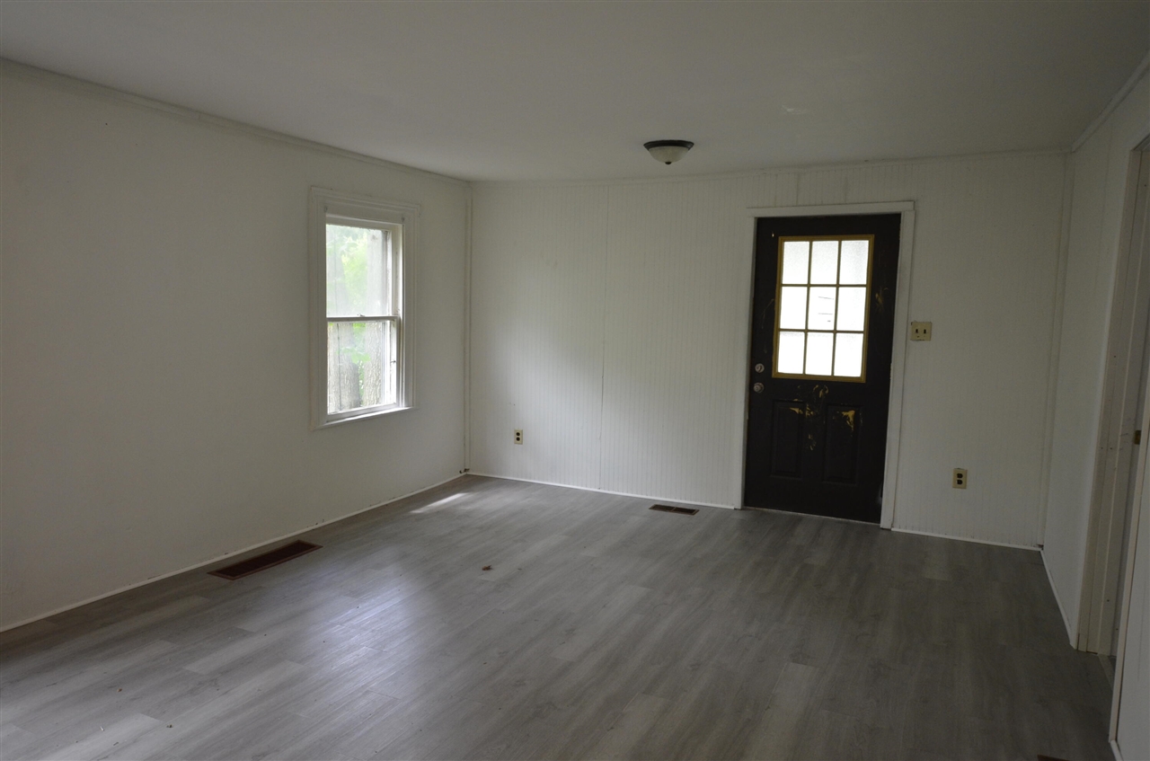 3rd image of 200 S Constantine St, Three Rivers, MI 49093 | MLS# 70550607