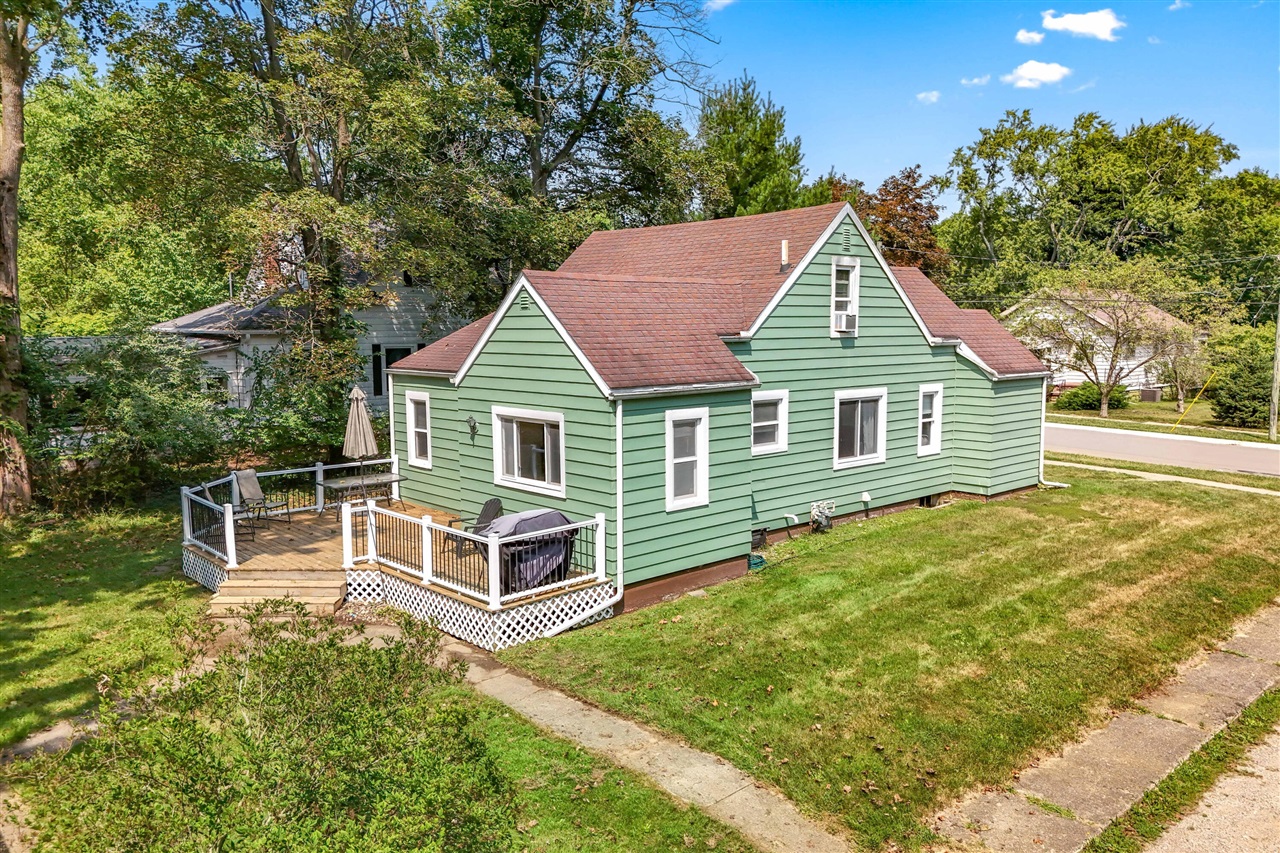 1st image of 98 Westwood St, Hillsdale, MI 49242 | MLS# 70550622