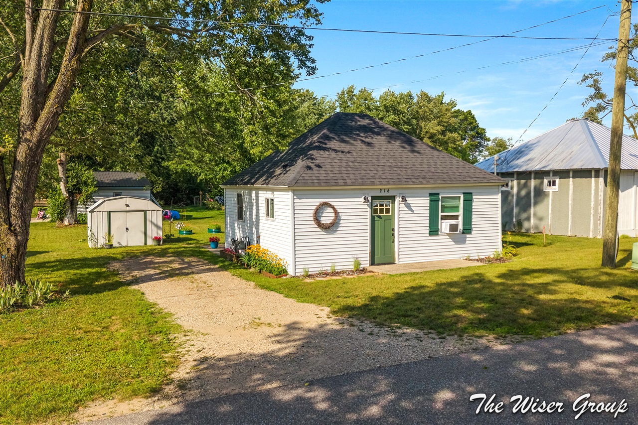 1st image of 216 Williams St, Howard City, MI 49329 | MLS# 70550635