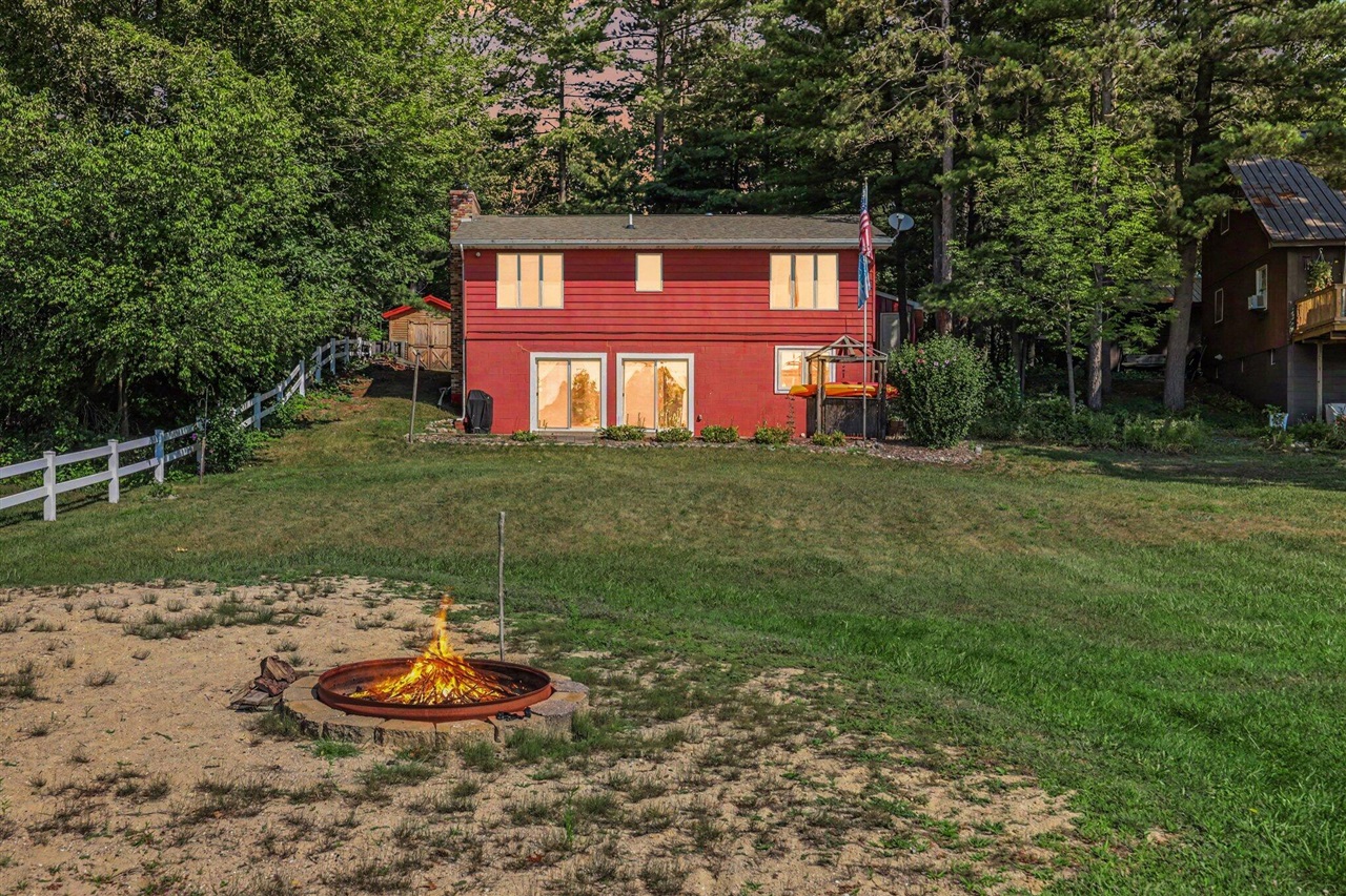 5th image of 3704 Pine Trail, Sheridan, MI 48884 | MLS# 70550653